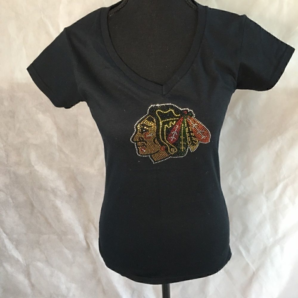 Chicago Blackhawks crystal black tee Size S New